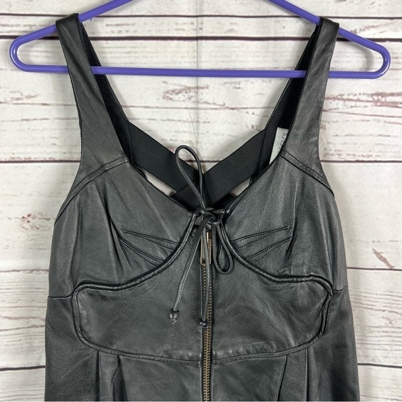 100% black leather mini sleeveless cocktail dress SZ 6 - Picture 3 of 9